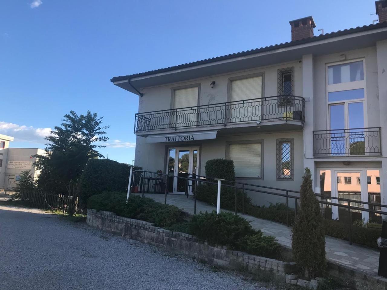 Affordable 3 Roms Appartment With Special Price Summer 2025 Dogliani Zewnętrze zdjęcie